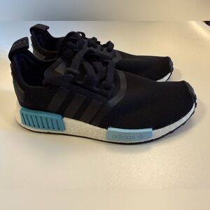 Adidas Like New NMD R1 Black and Icy Blue Women’s shoes sneakers size 6 /UK 4.5
